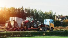 transport ciagnikow rolniczych