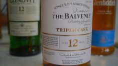 Unikalny druk etykiet na wysokoprocentowe alkohole podkreślający charakter trunku