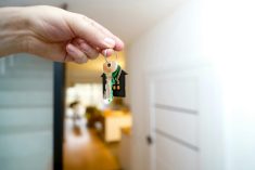 https://maney.pl/zakup-mieszkania-poza-zasiegiem-co-dzis-blokuje-kupujacych-i-jakie-maja-alternatywy-gdy-bank-odmawia-kredytu/