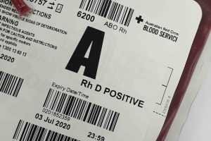 krew-podczas-porodu-ile-tracimy-i-kiedy-to-moze-byc-niebezpieczne