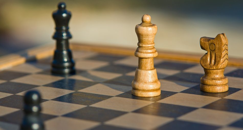 szachy-przezywaja-drugie-zycie-dzis-to-nie-tylko-gra-ale-trening-myslenia-koncentracji-i-coraz-ciekawszy-rynek