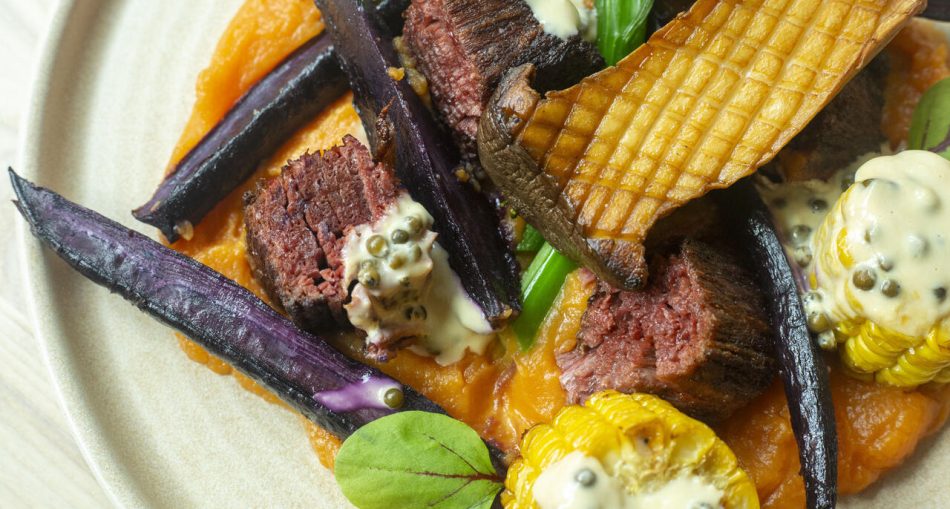 Wegańska restauracja serwuje steki z drukarki 3D - Manna 2 pokazuje, że kuchnia roślinna to doświadczenie nie tylko dla wegan